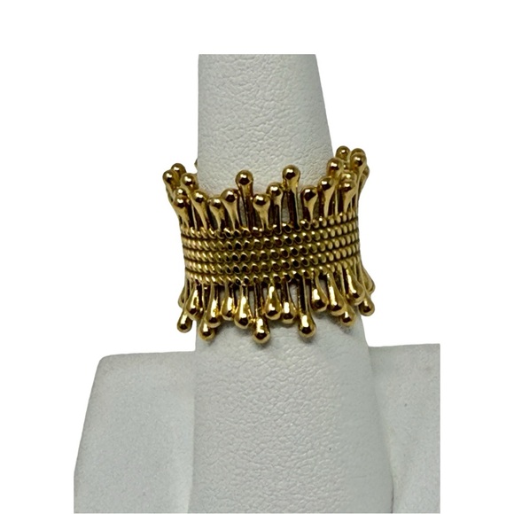 Vintage Gold Plated Crown Ring - Picture 6 of 8